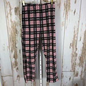 North 15, Cozy Pink and Black Plaid Pajama Pants. Size Medium. Good used cond!